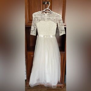 Flower Girls Long Lace Dress 3/4 Sleeves Floor Length Maxi Tulle Ball Gowns